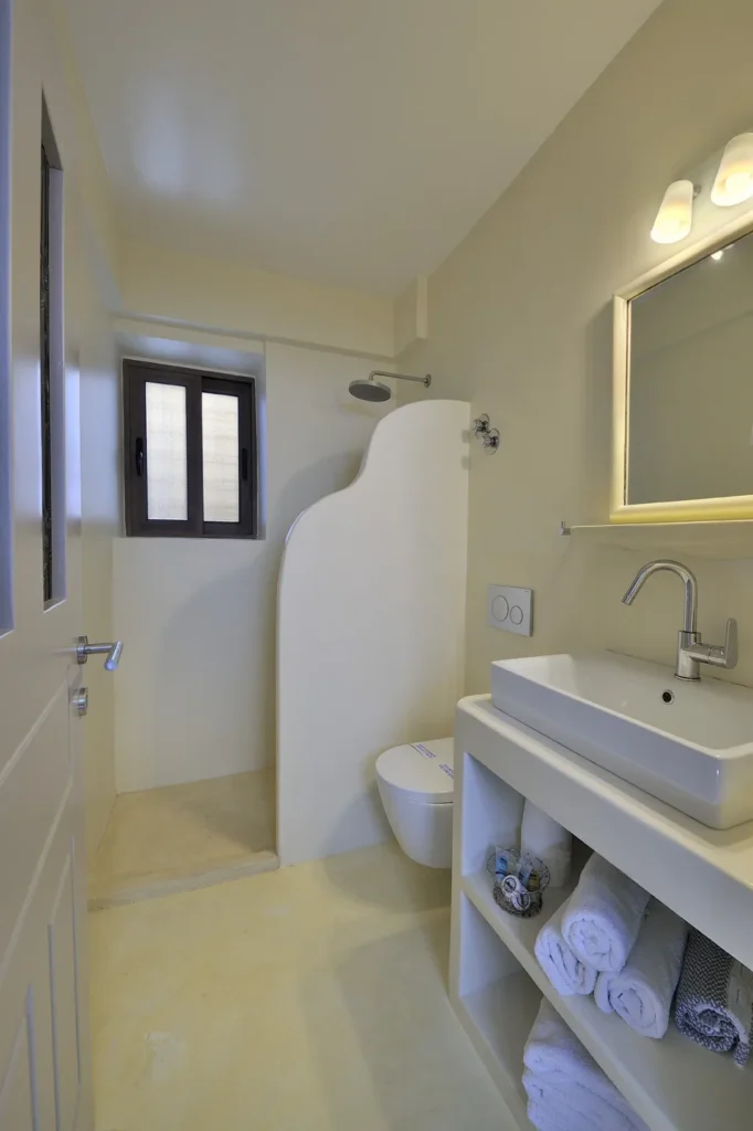 budget room athens triple 234 Orion & Dryades Hotel in Athens
