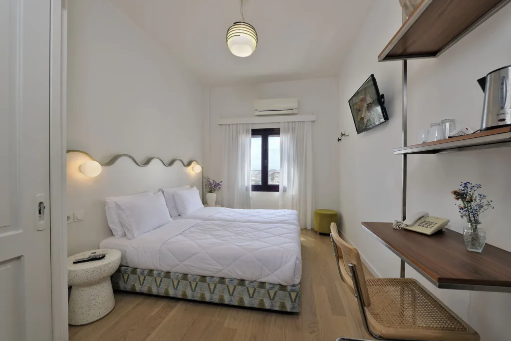 upper floor room double 106 Orion & Dryades Hotel in Athens