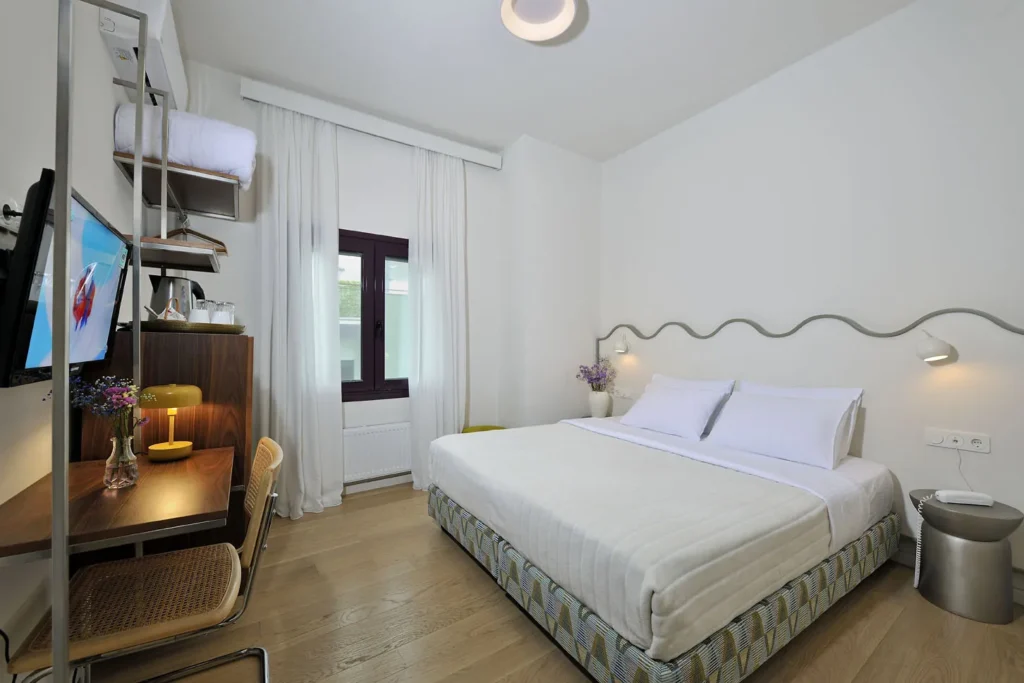 upper floor room double 108 2 Orion & Dryades Hotel in Athens
