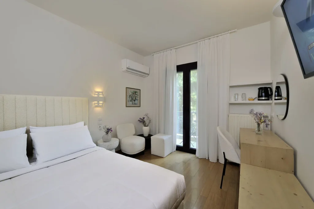 upper floor room double 117 6 Orion & Dryades Hotel in Athens