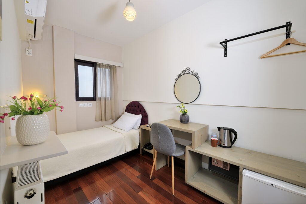113 Orion & Dryades Hotel in Athens